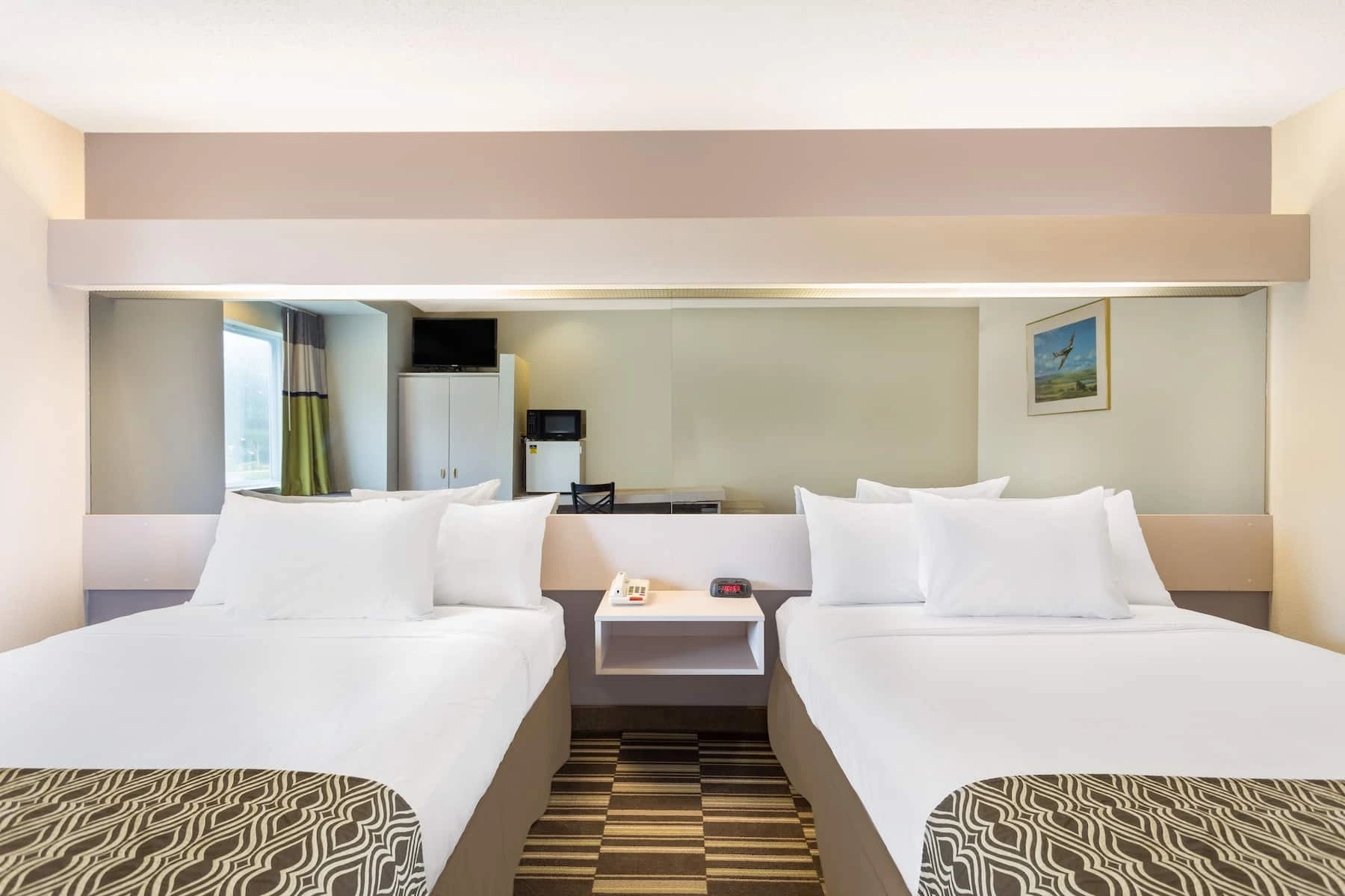Premium Guest Room - Microtel Inn & Suites by Wyndham Richmond Airport