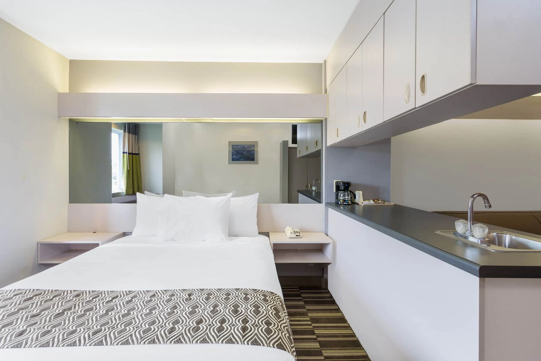Premium Guest Room - Microtel Inn & Suites by Wyndham Richmond Airport